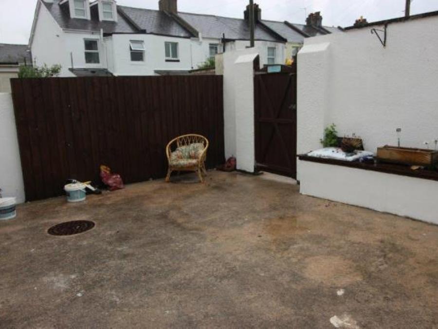 98 Windsor Road, Torquay