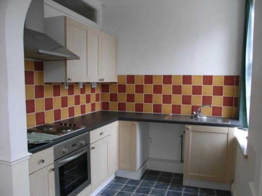 Flat 2, 18 Winner Street, Paignton, Devon