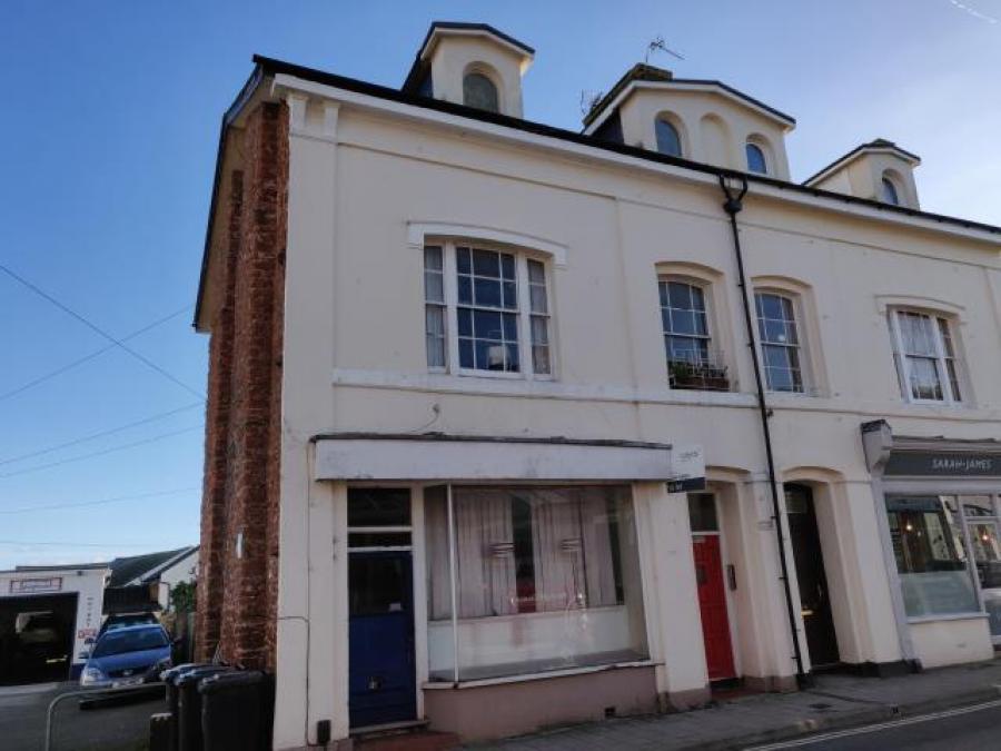 Flat 2, 18 Winner Street, Paignton, Devon