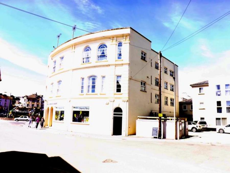Flat 11 Richmond Court, Richmond Place, Dawlish, Devon