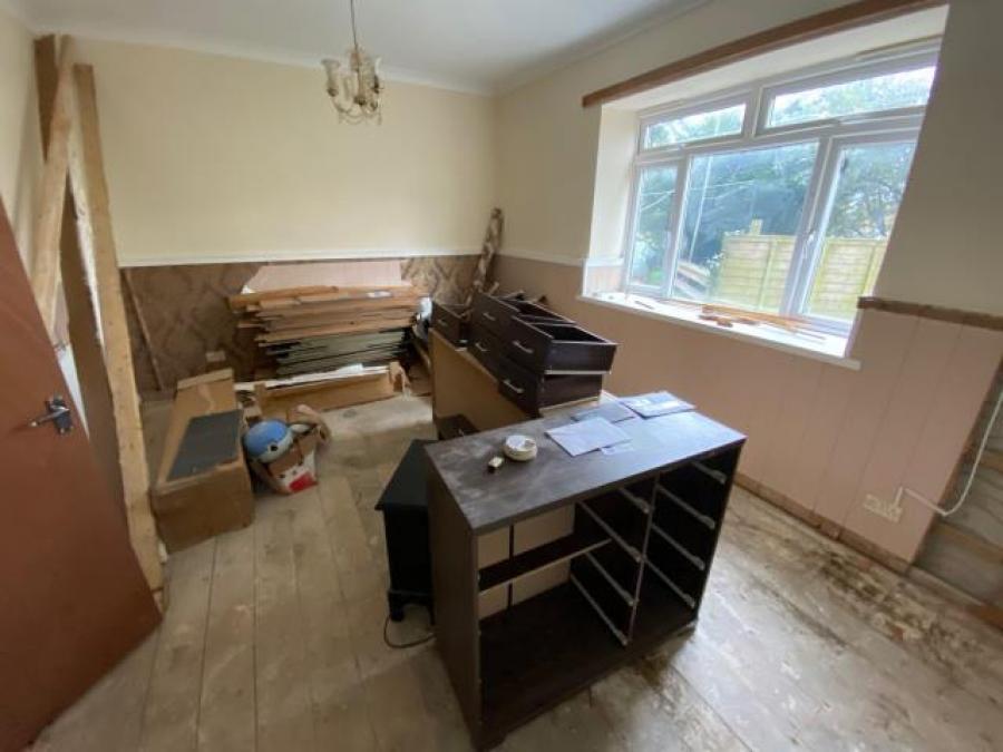 Flat 3, Longpark Lodge, 66 Thurlow Road