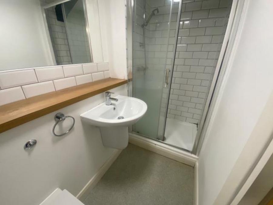Apt 101, St Cyprians Student Hall, 90 Durning Road, Liverpool