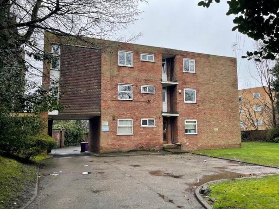 17 Poulevara House, West Oakhill Park, Liverpool