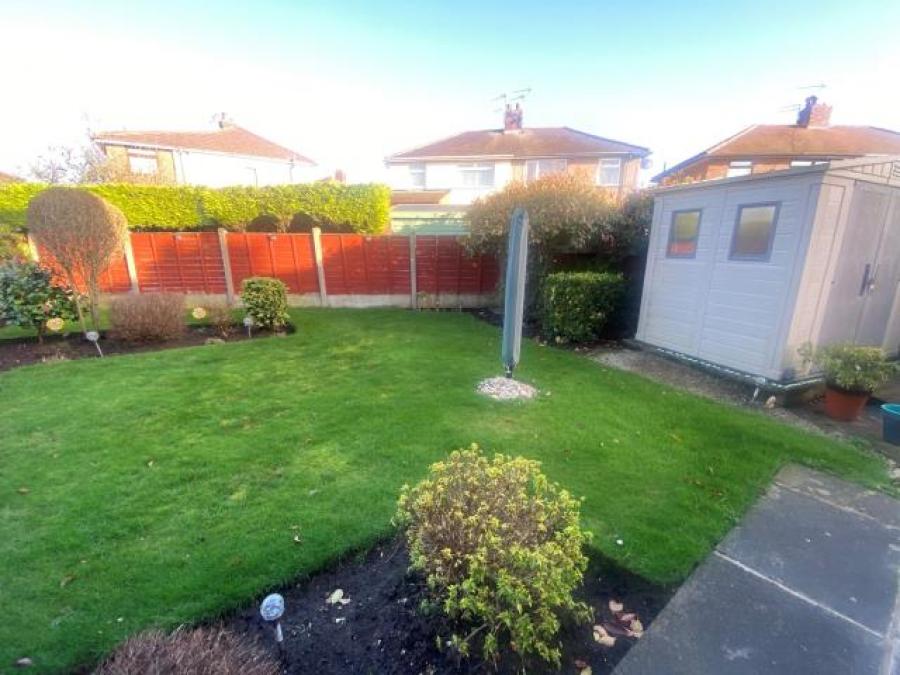 27 Norton Grove, Maghull, Liverpool