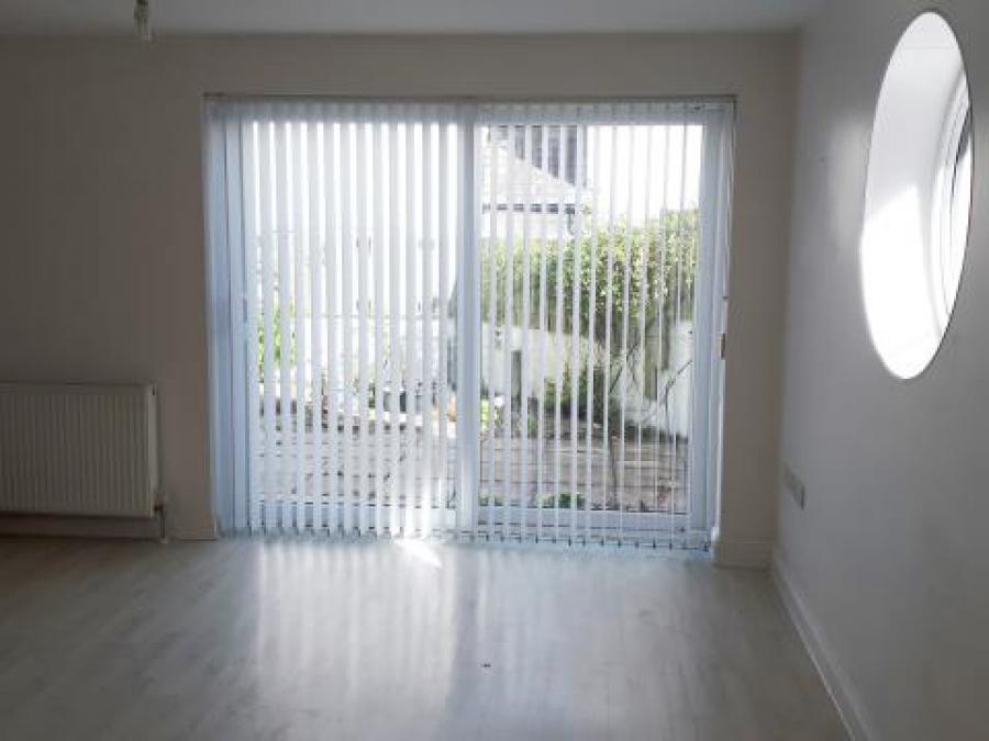 8 Lescudjack Heights, Pendennis Place, Penzance, Cornwall