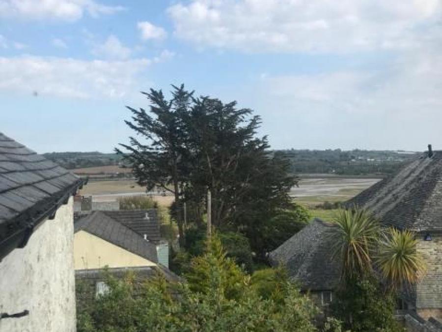 3 Chilecito Villas, Fore Street, Lelant, St. Ives, Cornwall