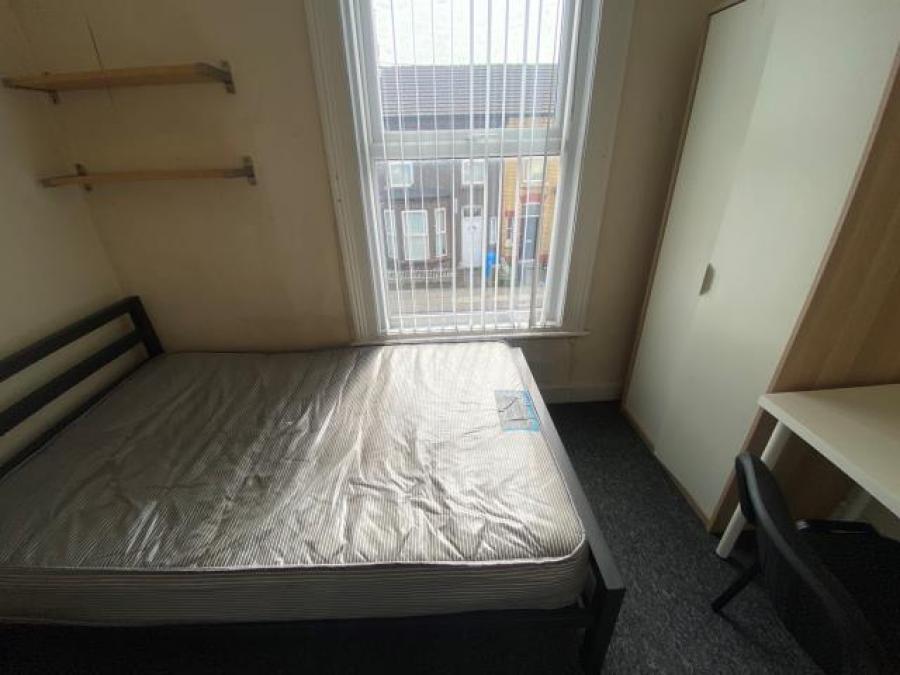 7b Gainsborough Road, Liverpool