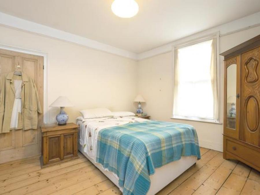 17 Mayors Avenue, Dartmouth, Devon
