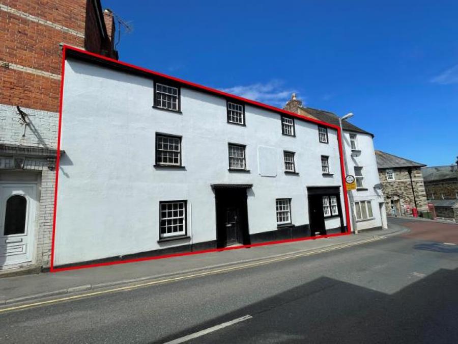 3 St. Nicholas Street, Bodmin, Cornwall