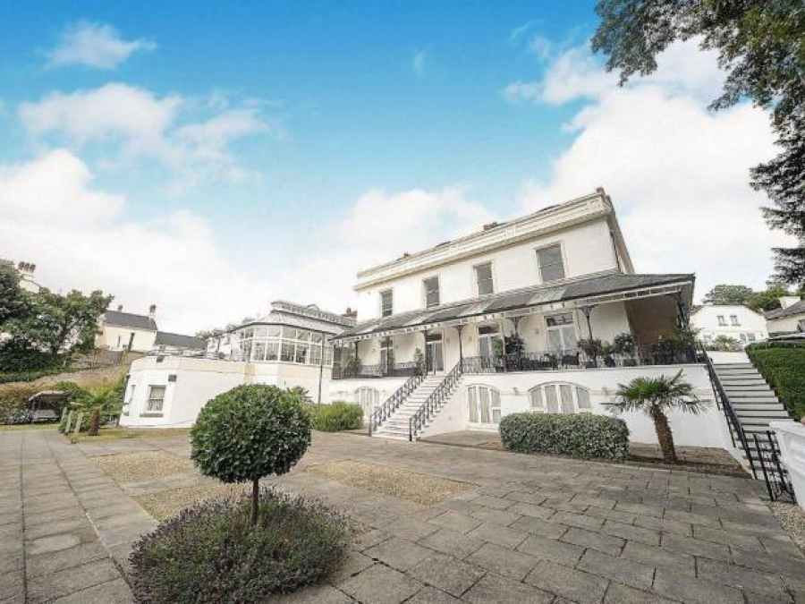 11, Collingwood, 38 Braddons Hill Road East, Torquay