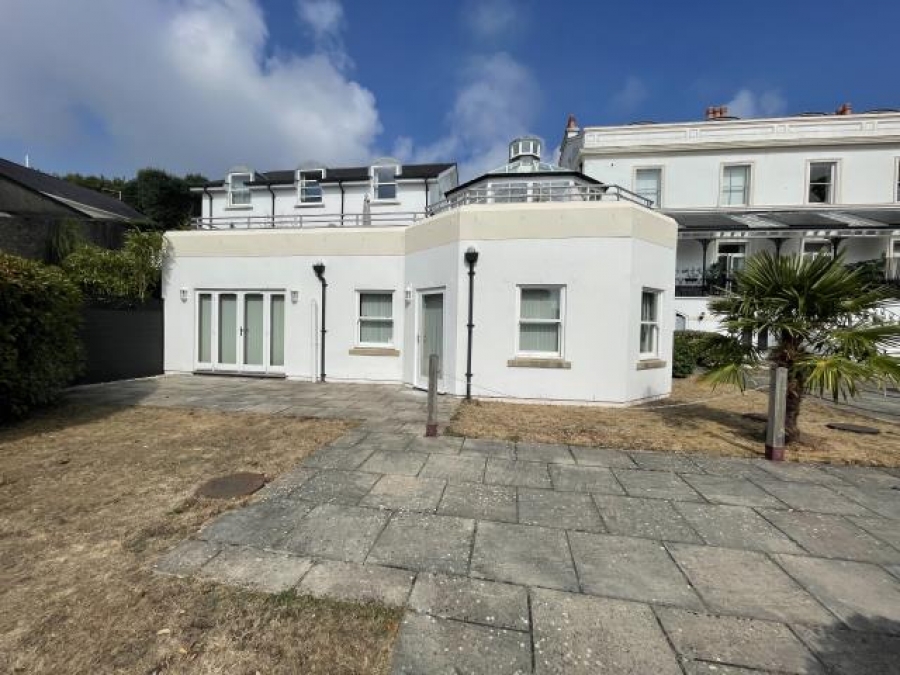 2 Collingwood, Braddons Hill Road East, Torquay