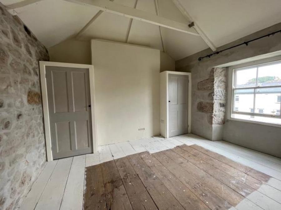 Hill Tor, 3 Greenbank, Meneage Road, Helston, Cornwall