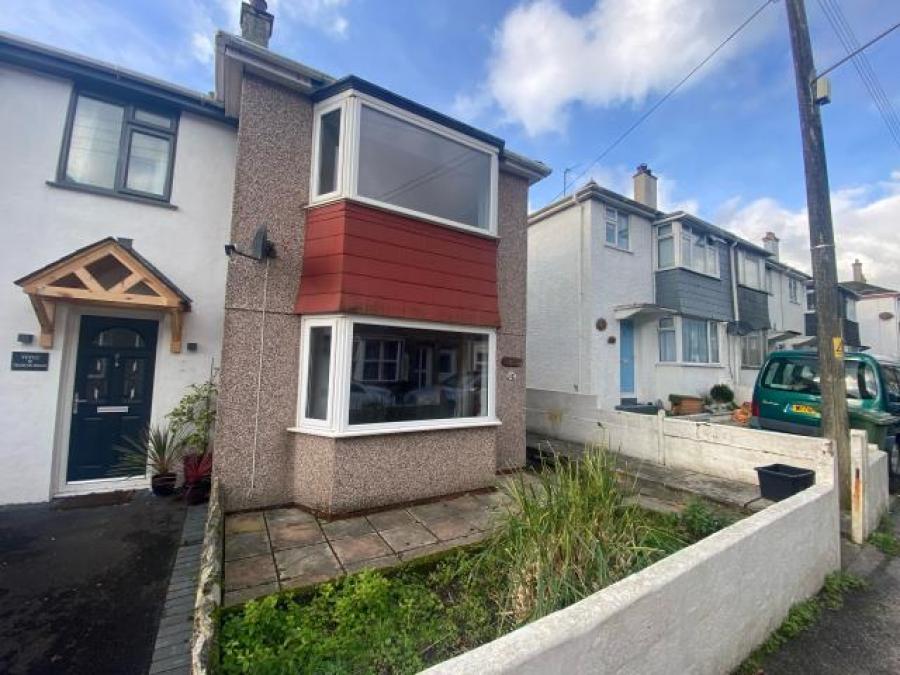 11 Trescoe Road, Long Rock, Penzance, Cornwall