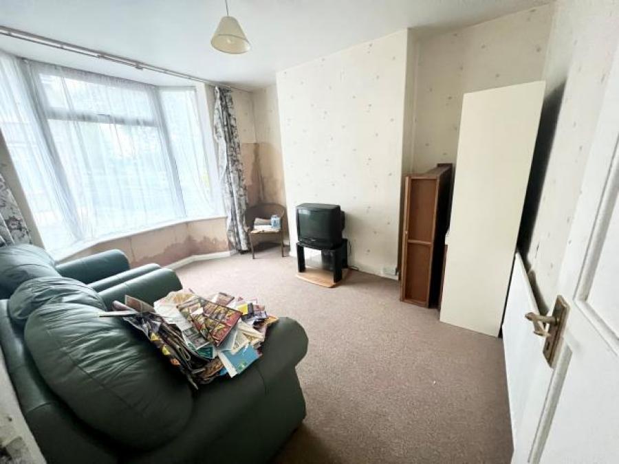 31 Craigmore Avenue, Plymouth