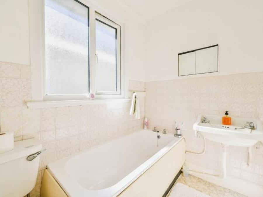 Suncrest, Barbican Hill, Looe, Cornwall