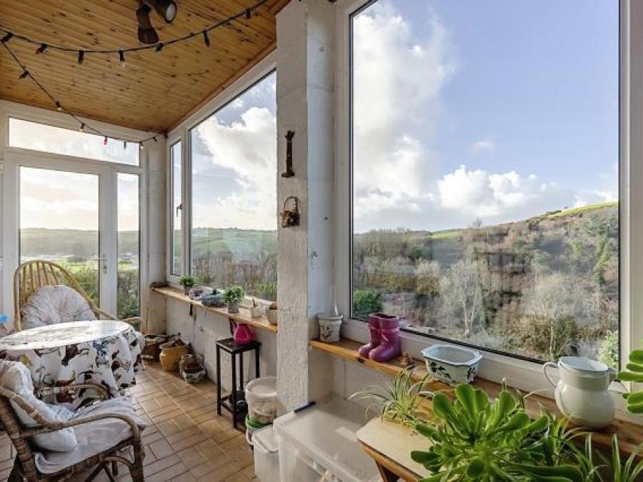 11 Pentewan Hill, Pentewan, St. Austell, Cornwall