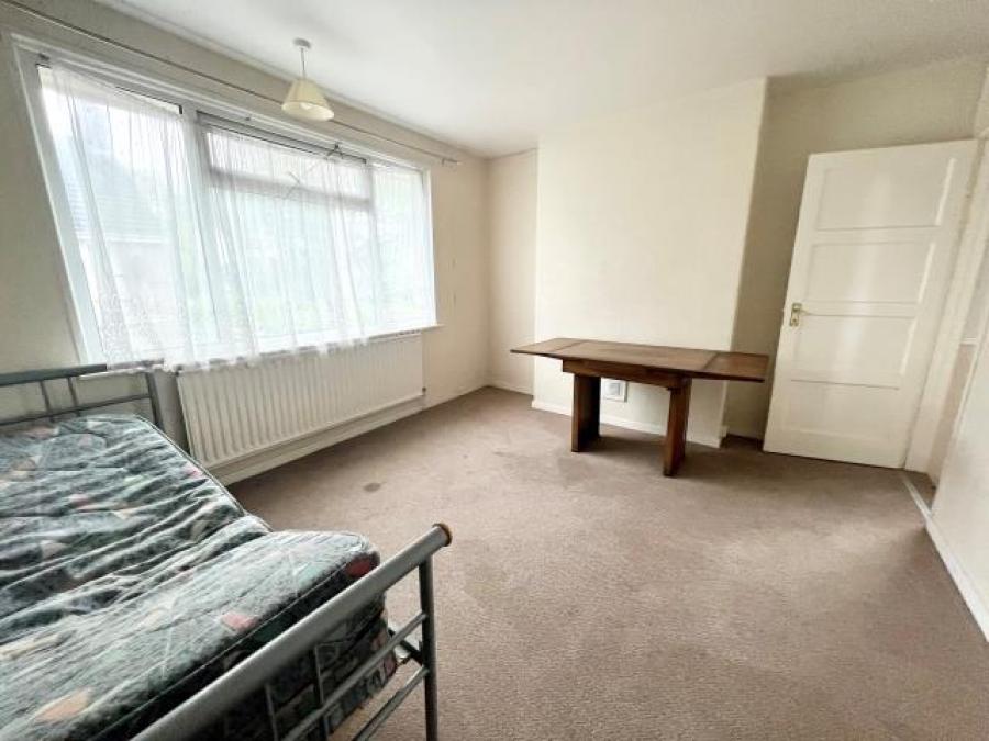 31 Craigmore Avenue, Plymouth