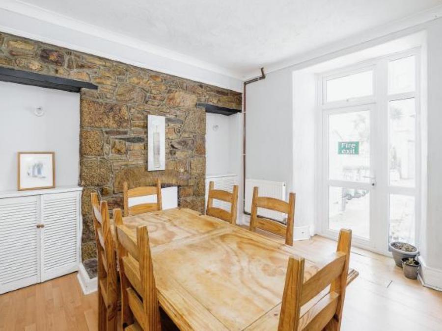 7 Lescudjack Road, Penzance, Cornwall