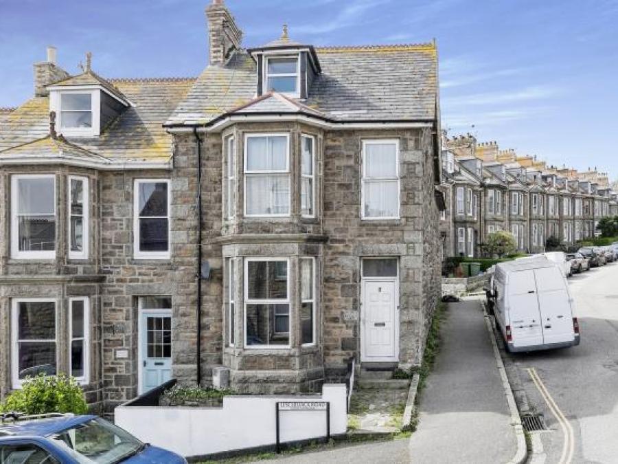7 Lescudjack Road, Penzance, Cornwall