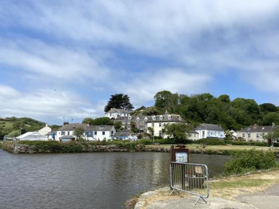 11 Pentewan Hill, Pentewan, St. Austell, Cornwall