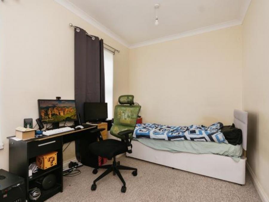 8 Collingwood, 38 Braddons Hill Road East, Torquay