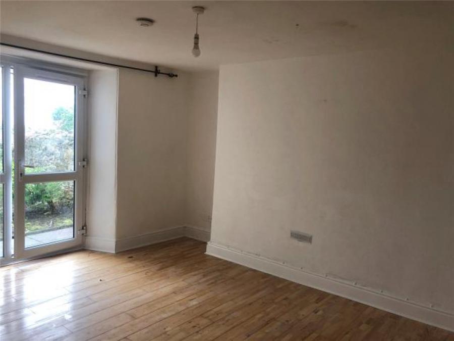 Flat 1, 30 Connaught Avenue, Plymouth