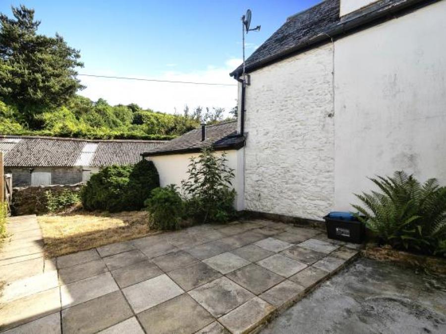 12 Elliott Plain, Buckfastleigh, Devon