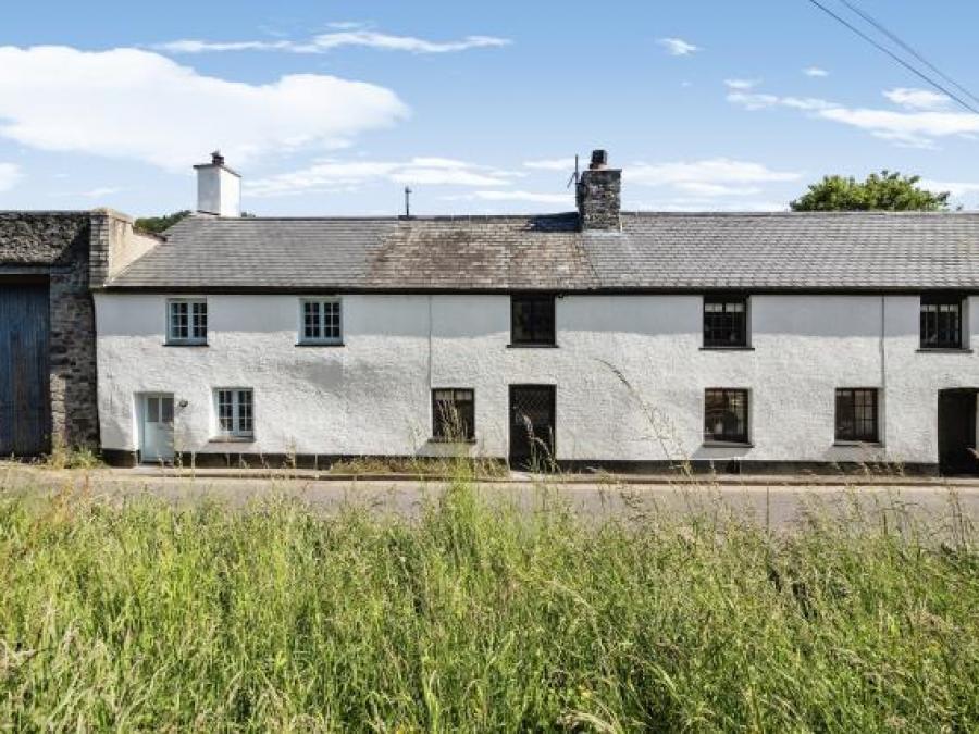 12 Elliott Plain, Buckfastleigh, Devon