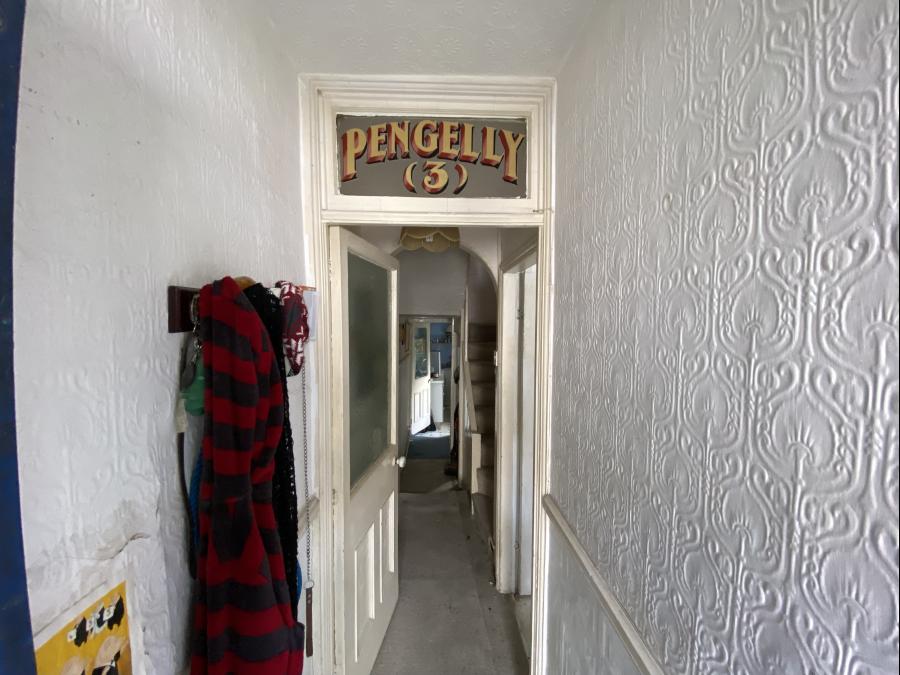 3 Leskinnick Place, Penzance, Cornwall