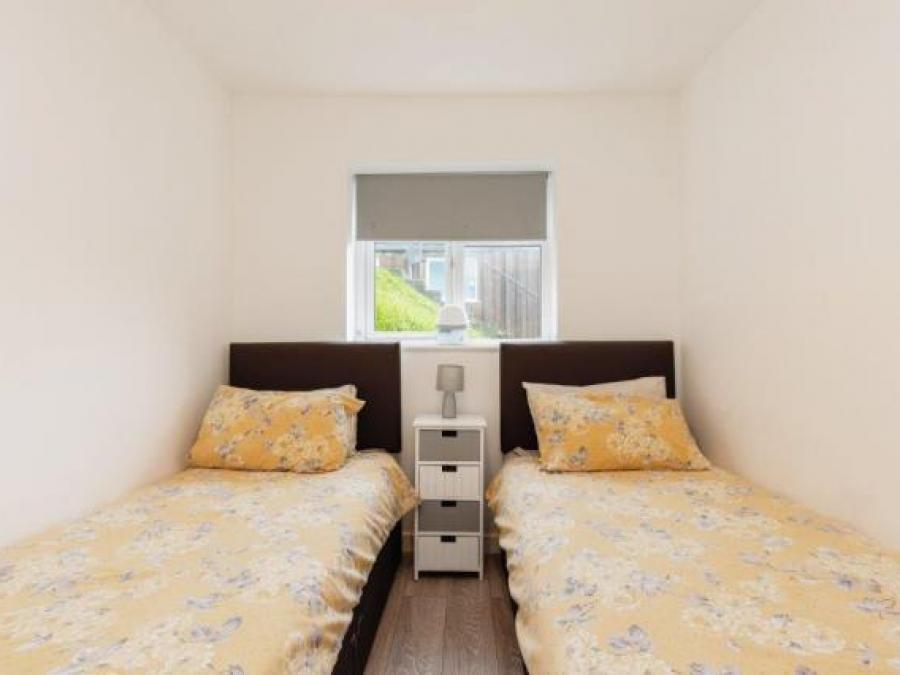 52 Hillside Villas, Millendreath Holiday Village, Looe, Cornwall