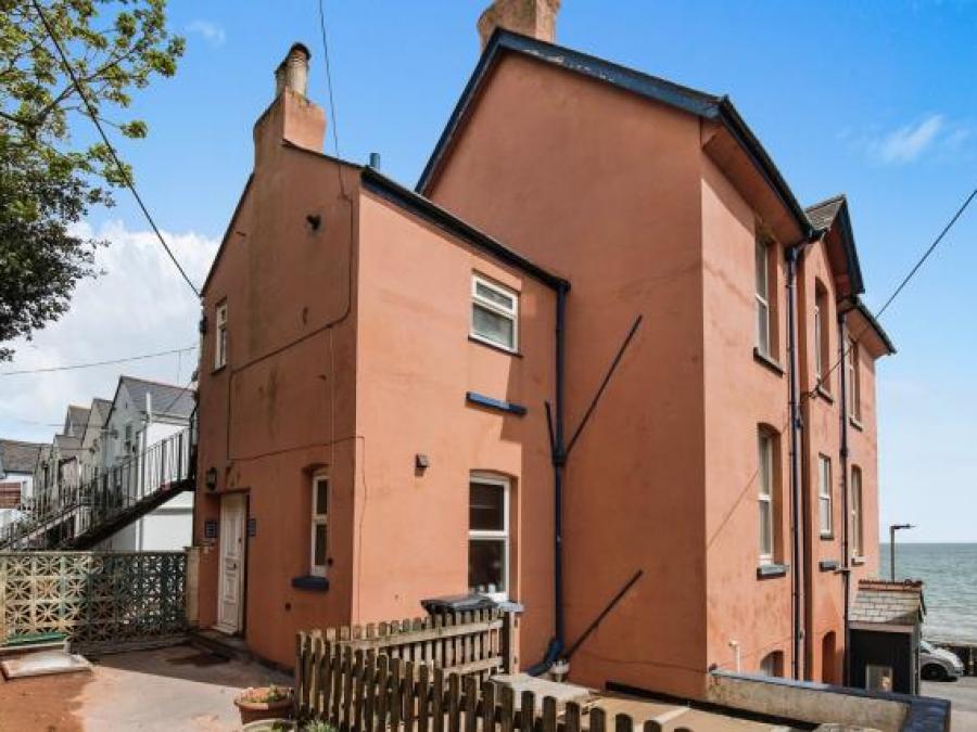 Flat 3, 1 Riviera Terrace, Dawlish, Devon