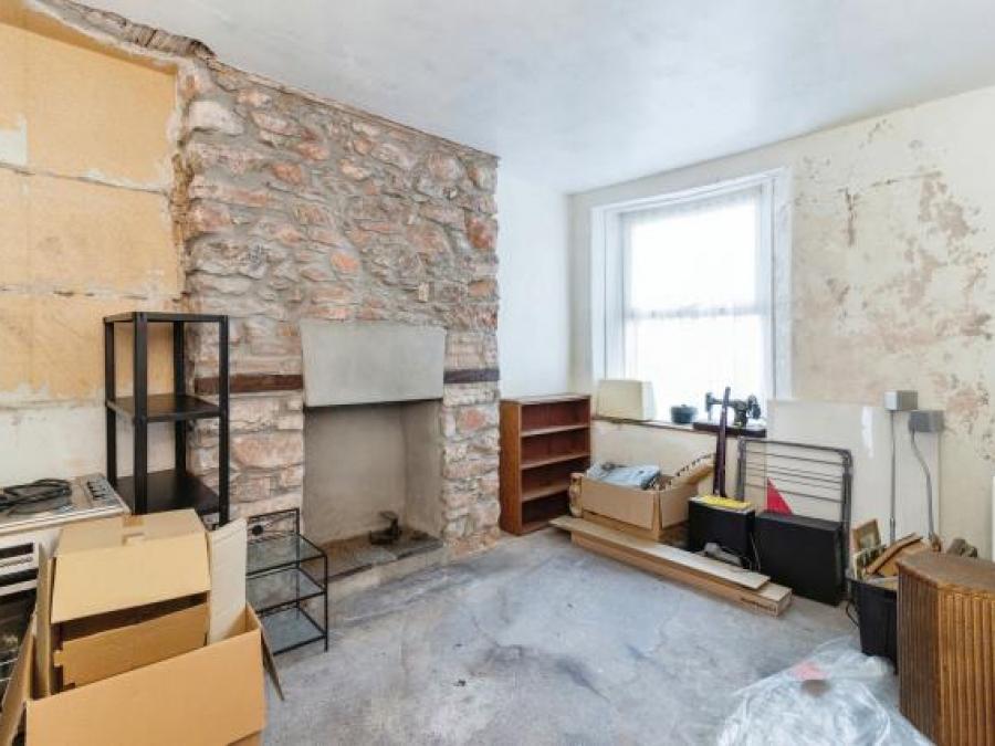 3 Upton Road, Torquay