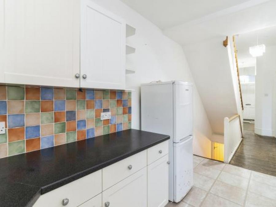 3 Upton Road, Torquay