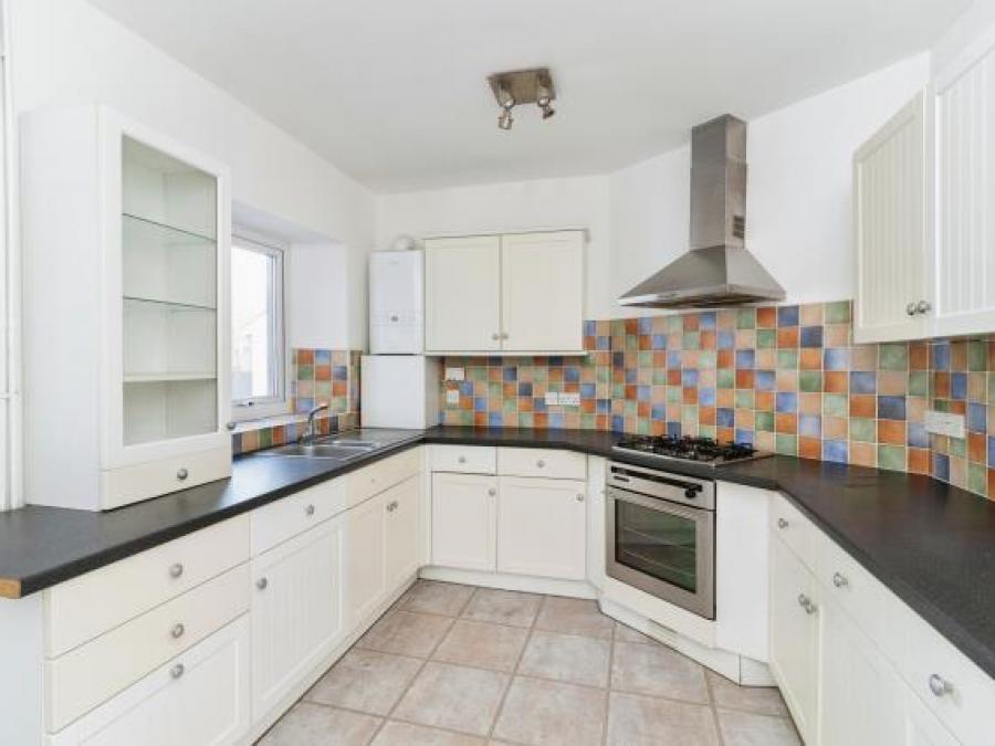 3 Upton Road, Torquay