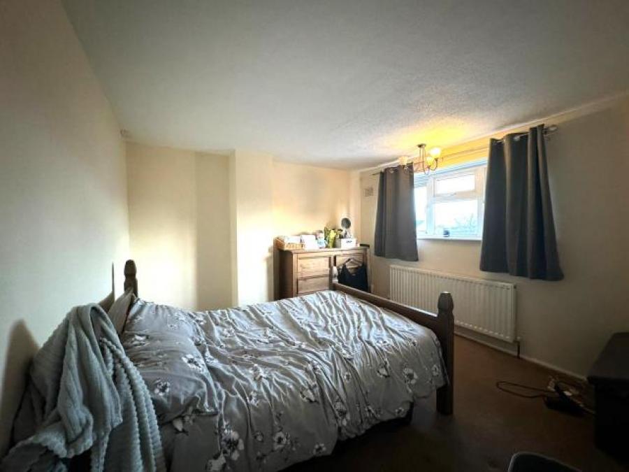 67 Raleigh Avenue, Torquay