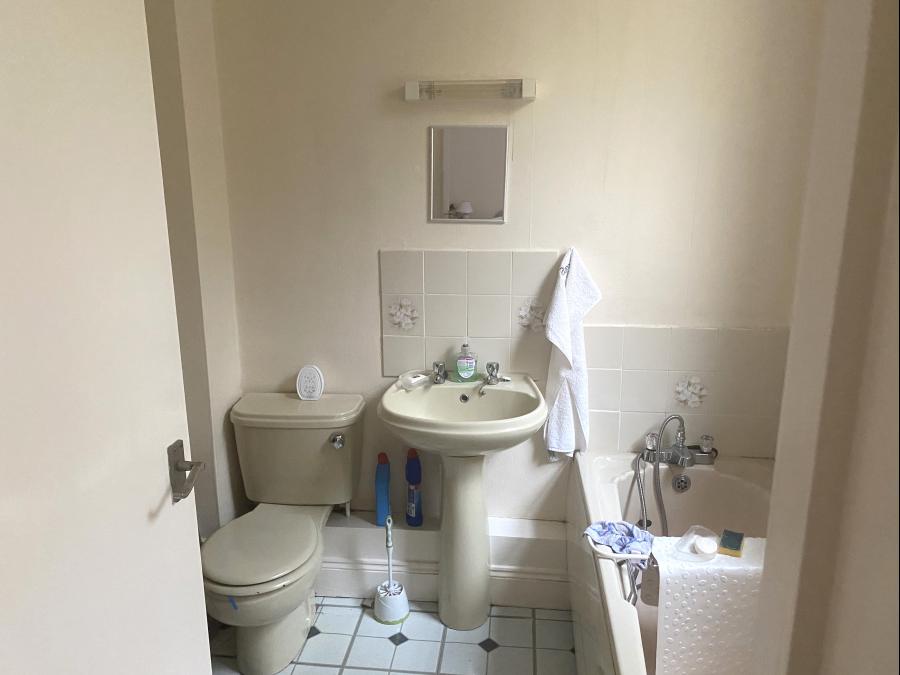 Flat 4, 27 Thurlow Road, Torquay