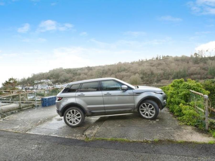 Lanvean, West Looe Hill, Looe, Cornwall