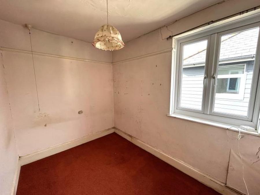 25 Randwick Park Road, Plymouth, Devon