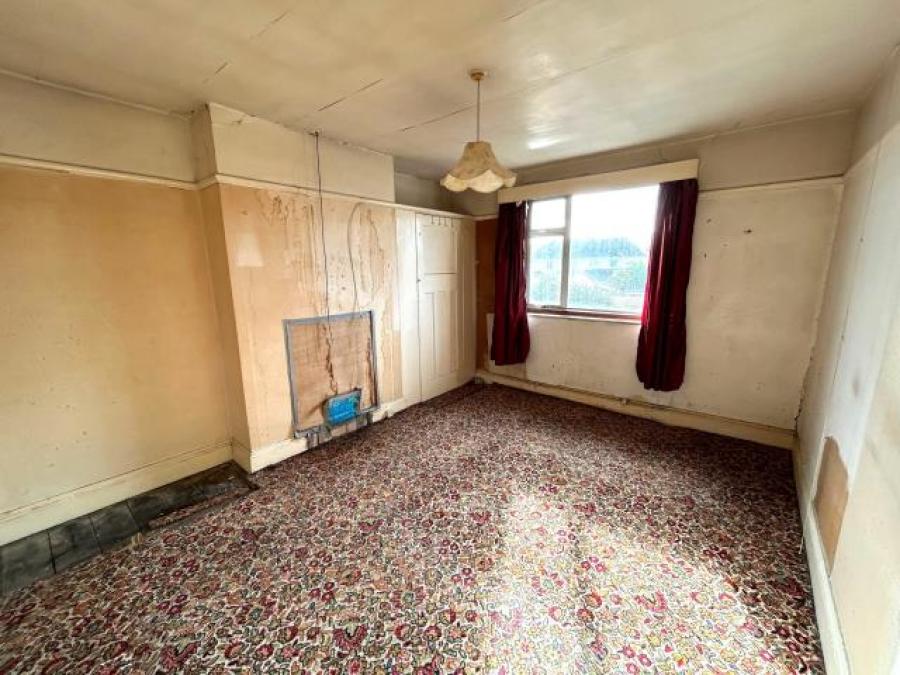 25 Randwick Park Road, Plymouth, Devon