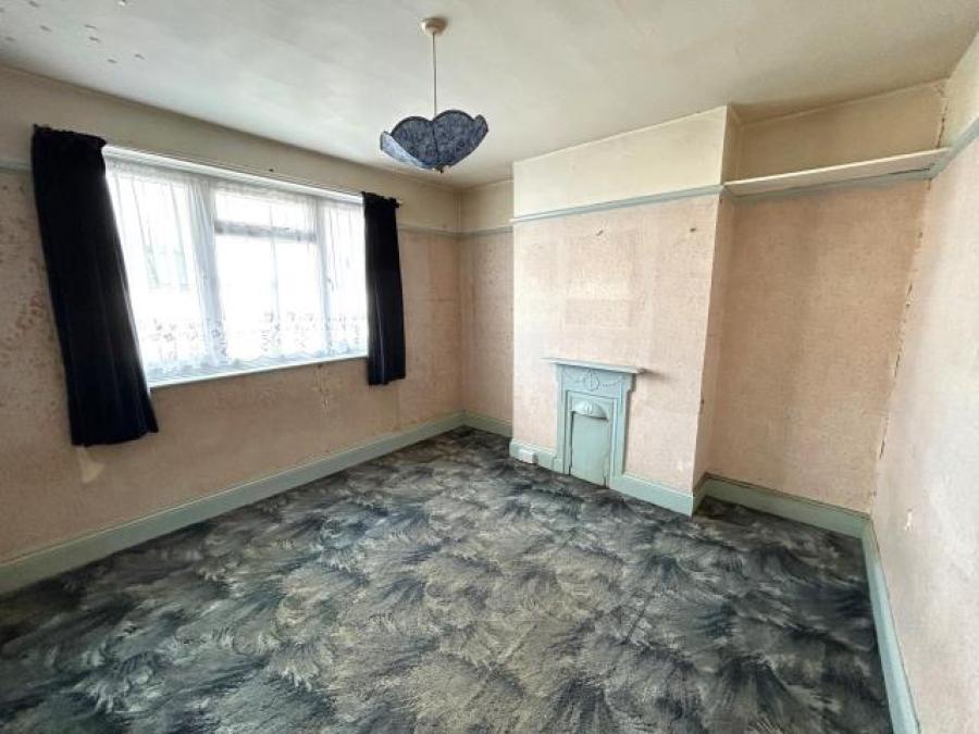 25 Randwick Park Road, Plymouth, Devon