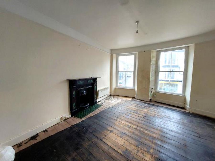 75 & 75a Market Jew Street, Penzance, Cornwall