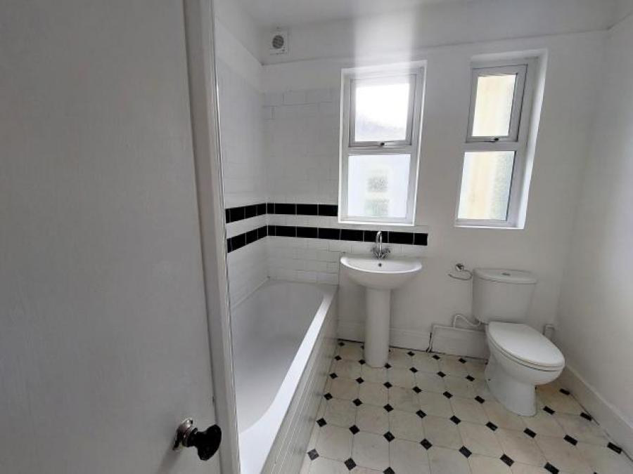 The Upper Flat And Freehold, 8 Churchway, Torquay