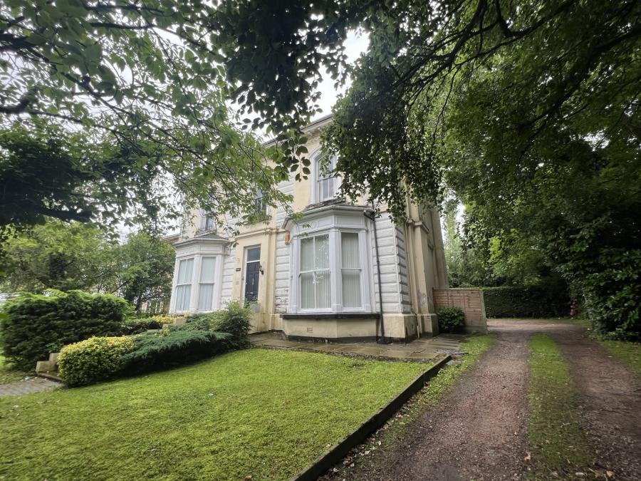 Flat 2 Hollinside, Victoria Road, Huyton, Liverpool Countrywide