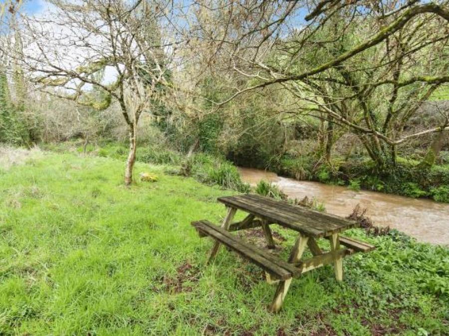 Little Kellow Farm, Longcoombe Lane, Polperro, Looe, Cornwall