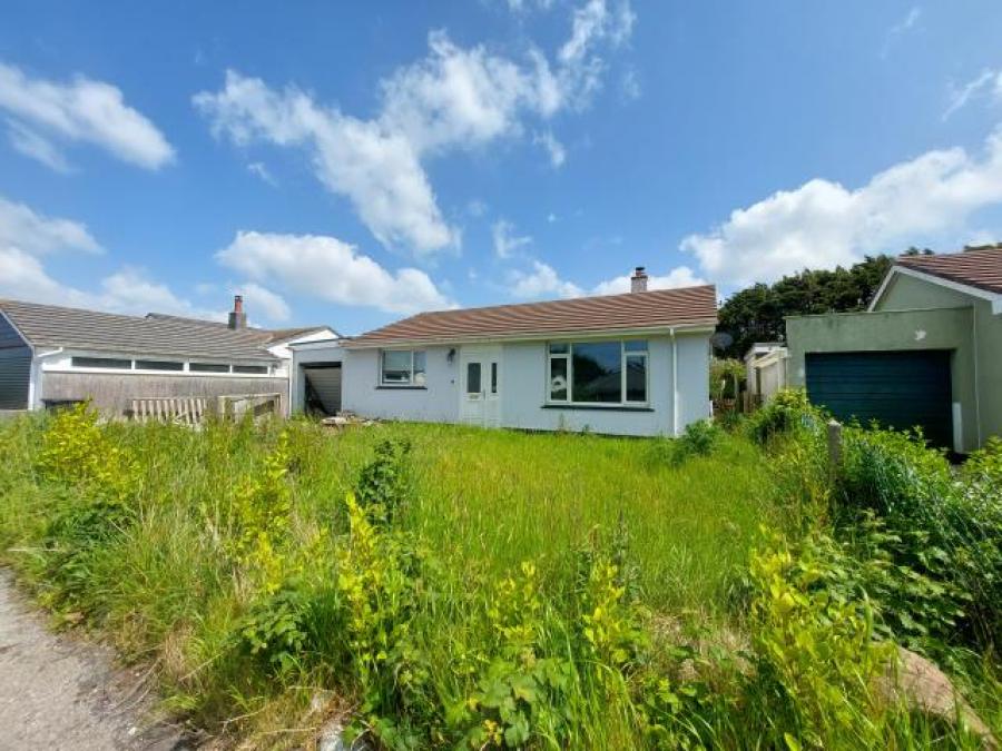 14 Little Gregwartha, Four Lanes, Redruth, Cornwall