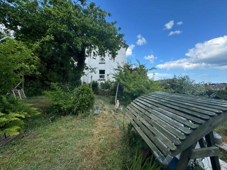 9 & 9a Primley Park, Paignton, Devon