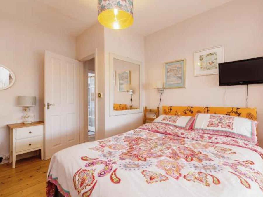 2 Sea View, Dobbin Lane, Trevone, Padstow, Cornwall