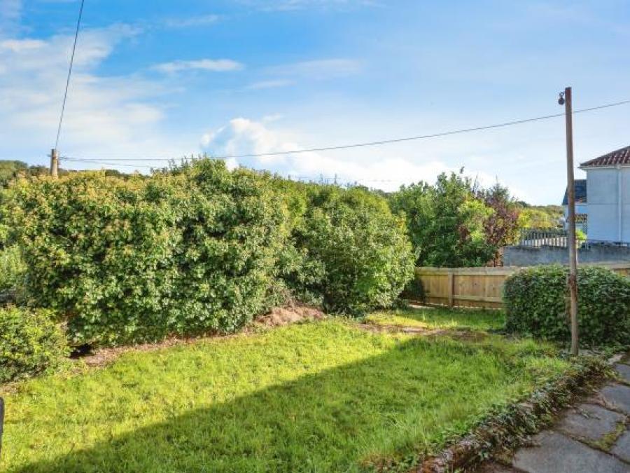 101 Howard Road, Plymouth, Devon