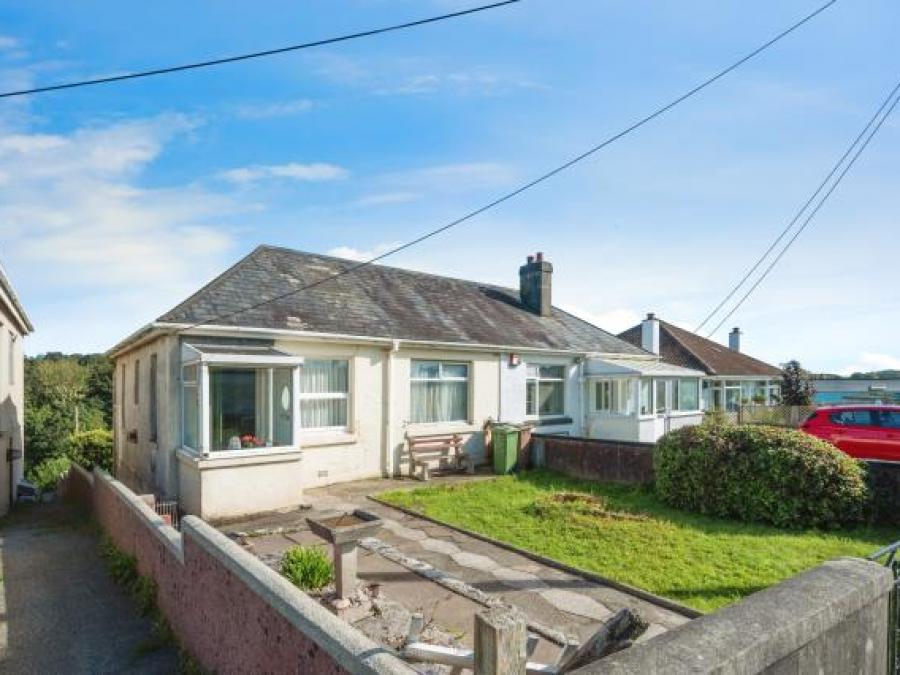 101 Howard Road, Plymouth, Devon