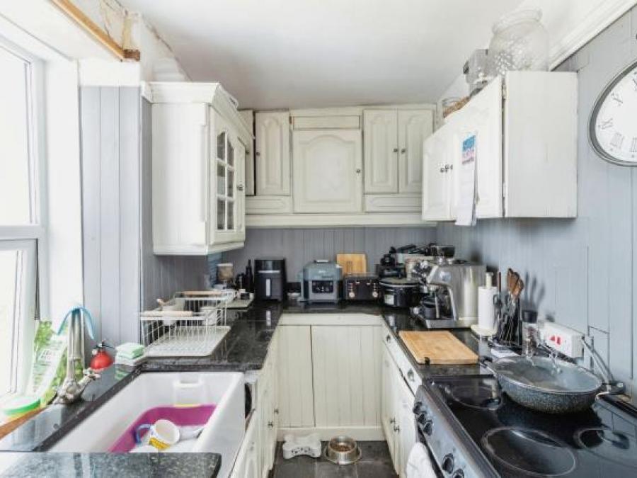 9a Primley Park, Paignton, Devon